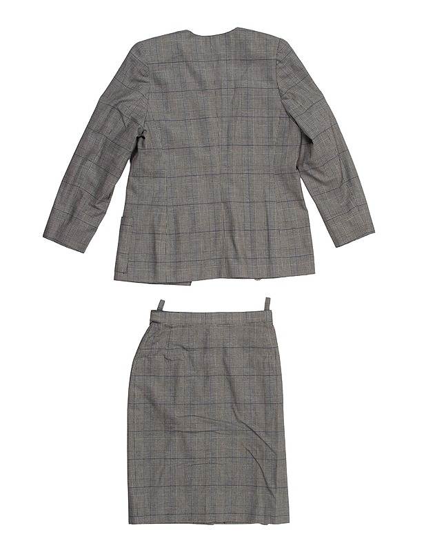 Harmaa jakku ja hame - Naisten takit ja jakut - 10105510670 - 1