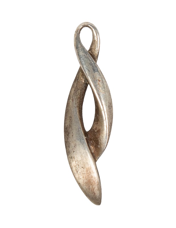 Hopeinen amuletti - Askartelu - 10105511188 - 0