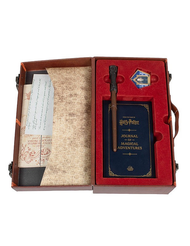 RUNNING PRESS Harry Potter Hogwarts Trunk keräilypakkaus - Lasten lelut - 10105513052 - 1