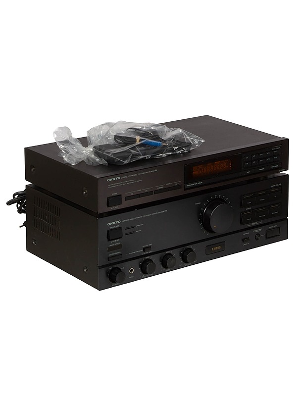 ONKYO -vahvistin ja viritin  - Audio - 10105514296 - 0