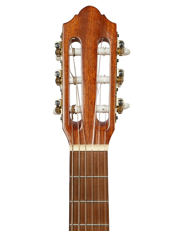 AMADA -klassinen kitara (pieni)  - Soittimet - 10105514443 - 2