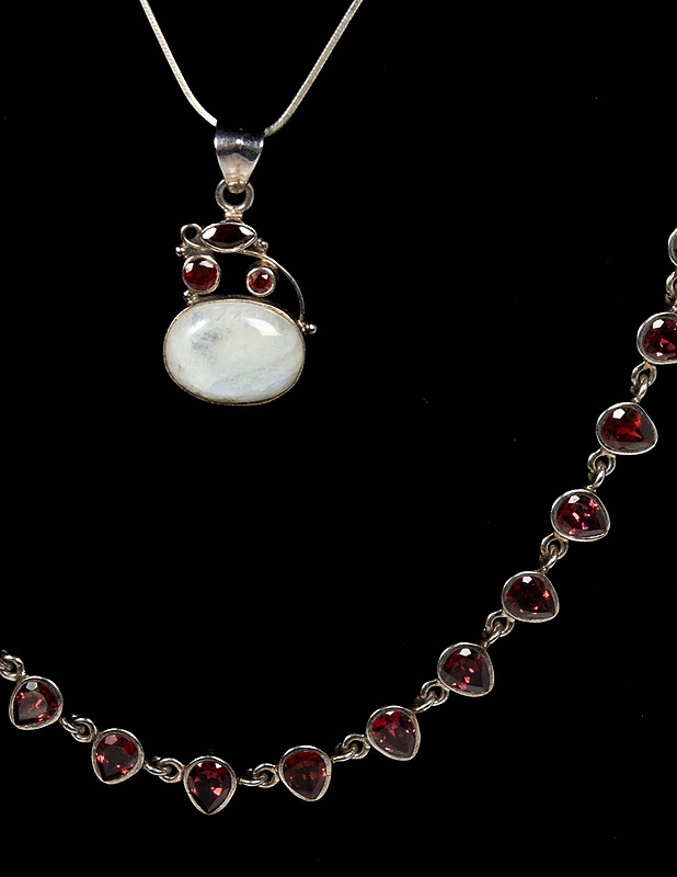 Hopeinen korusetti - Korut - 10105514632 - 1