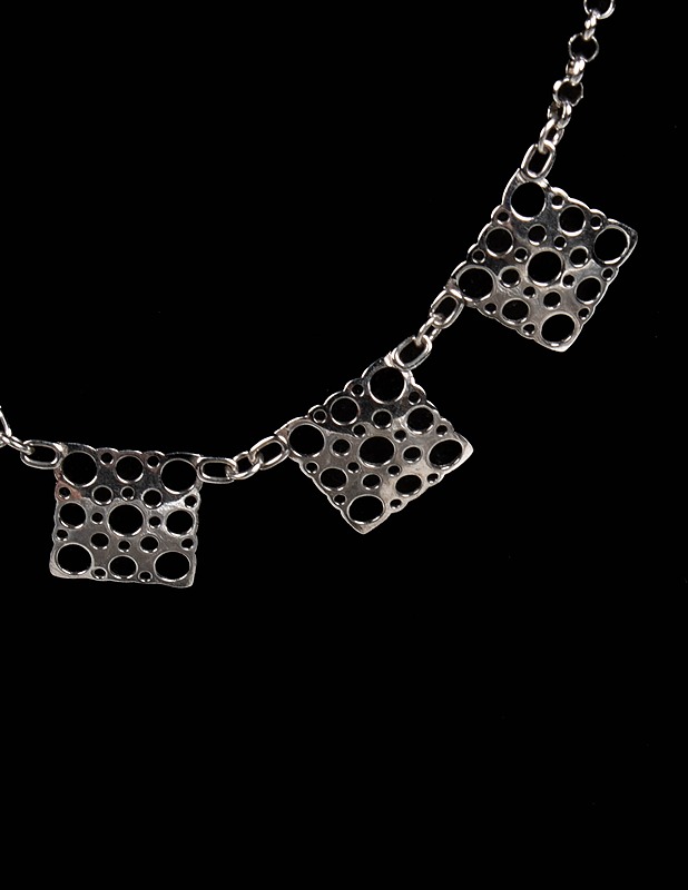 KULTAKESKU Pitsi kaulakoru - Korut - 10105516513 - 1