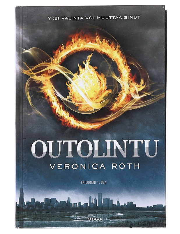 Outolintu - Roth, Veronica - Fantasia- ja scifi - 10105517022 - 0