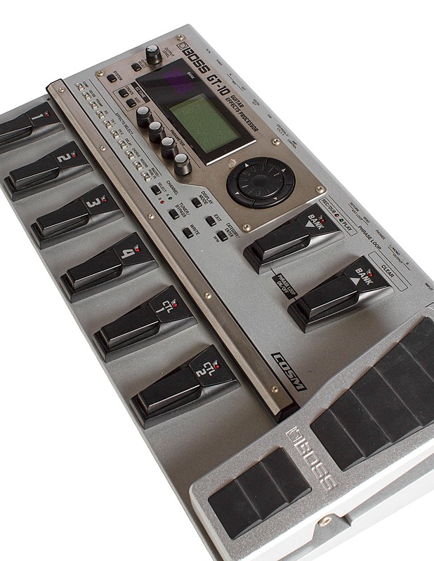 BOSS GT-10 -Guitar Effects Prosessor  - Vahvistimet ja soitintarvikkeet - 10105518883 - 3