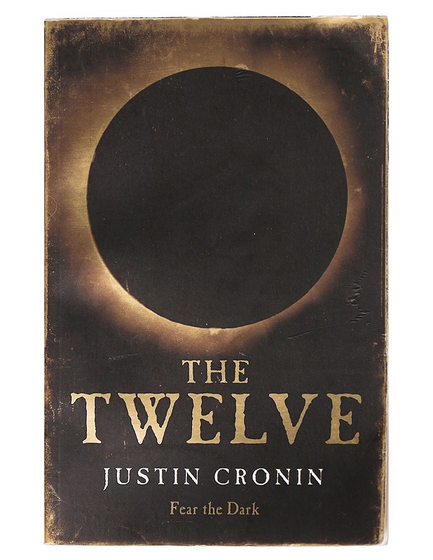 The twelve - Justin Cronin - Romaanit ja novellit - 10105519361 - 0
