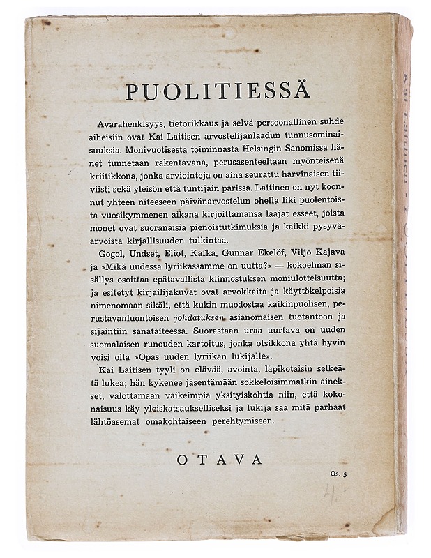 Puolitiessä : Esseitä - Kai Laitinen - Harrastekirjat - 10105519382 - 1