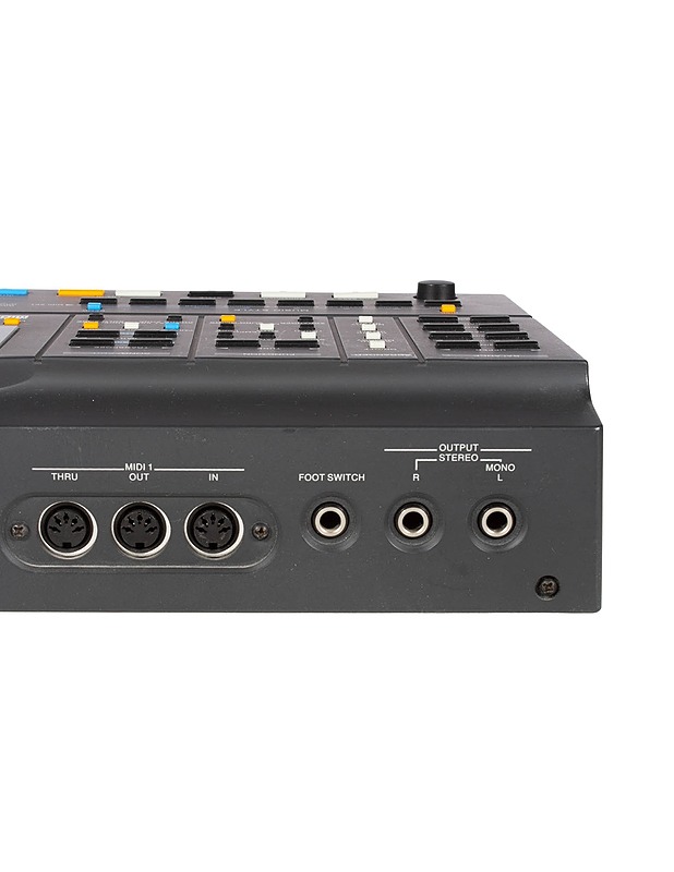 ROLAND RA-95 -reaaliaikainen midi-sovittaja - Audio - 10105519768 - 6