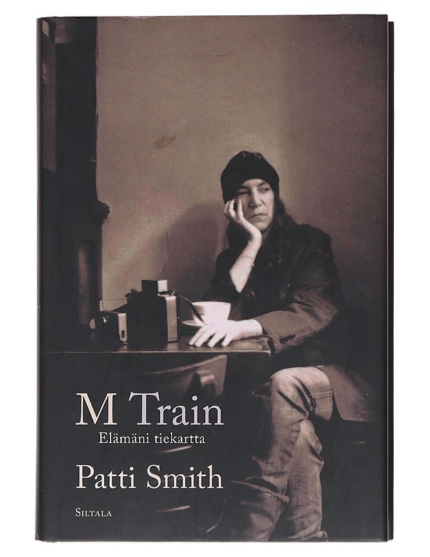M Train : elämäni tiekartta - Smith, Patti - Elämäkerrat ja muistelmat - 10105520424 - 0