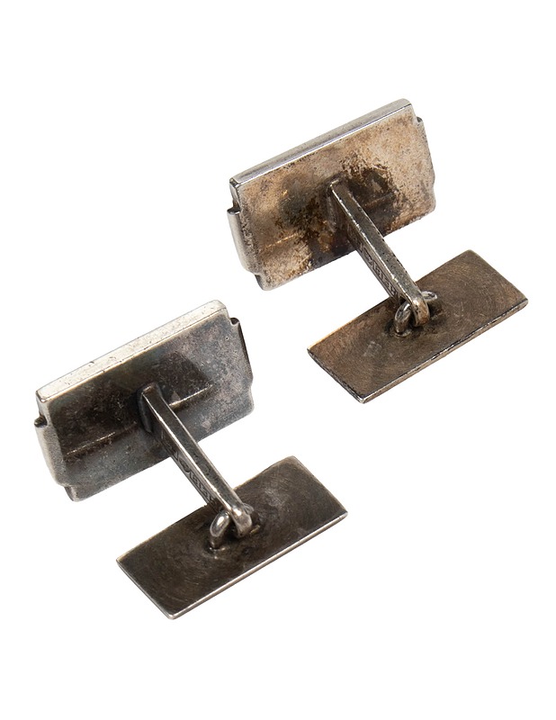 KUPITTAAN KULTA hopeiset kalvosinnapit tiikerinsilmillä - Korut - 10105521209 - 1