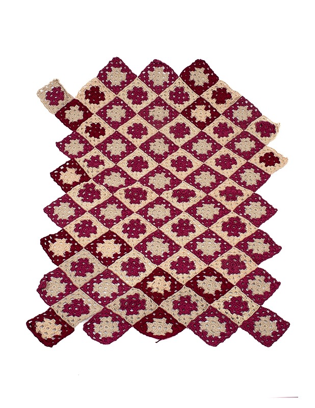 Isoäidin neliöt, 88 + 90 kpl - Käsityö - 10105521828 - 1