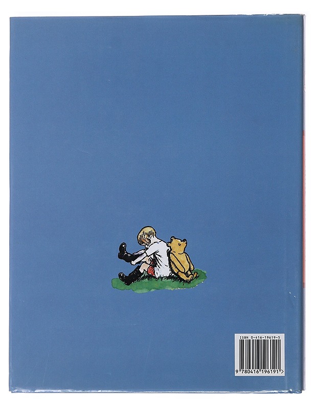 A world of Winnie-the-Pooh / a collection of stories, verse and hums about the Bear of Very Little Brain - Milne, Alan Alexander - Lastenkirjat - 10105522440 - 1