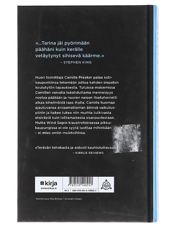 Teräviä esineitä - Flynn, Gillian - Jännitys ja dekkarit - 10105522511 - 1