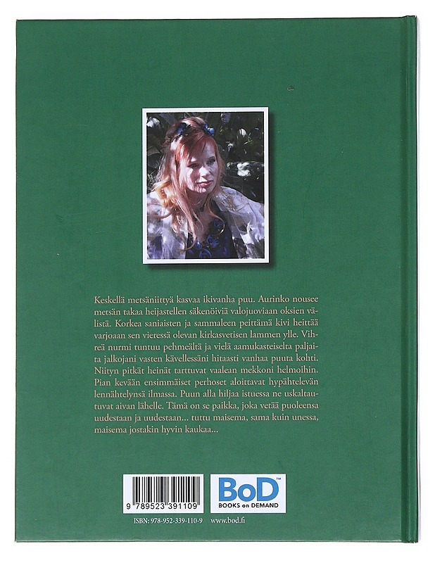 Noidan viitta hartioilla - Naomi Mesin - Elämäkerrat ja muistelmat - 10105523066 - 1