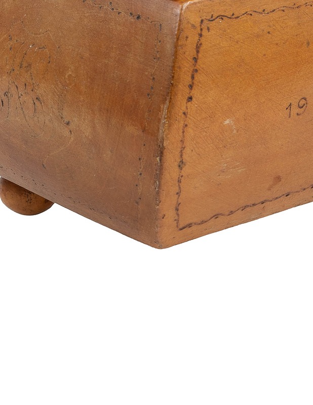 Sota-aikainen puhdetyö, II laatu - Koriste-esineet - 10105524895 - 2