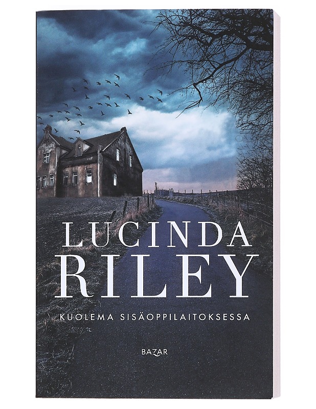 Kuolema sisäoppilaitoksessa - Riley, Lucinda - Jännitys ja dekkarit - 10105525860 - 0