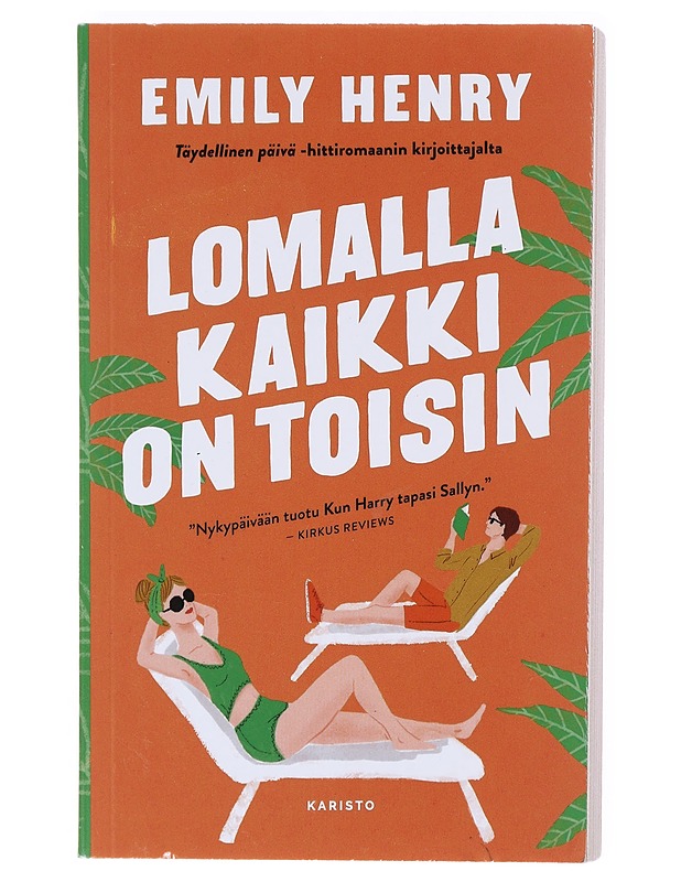 Lomalla kaikki on toisin - Henry, Emily - Romaanit ja novellit - 10105526664 - 0
