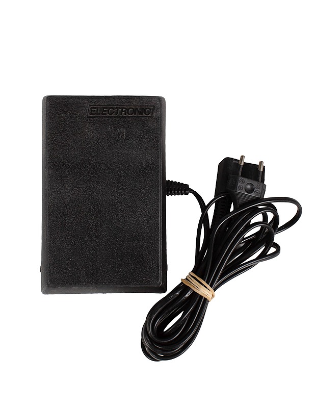 SINGER 5805C -ompelukone  - Kodinkoneet - 10105527547 - 3