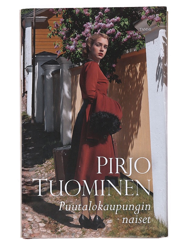 Puutalokaupungin naiset - Pirjo Tuominen - Romaanit ja novellit - 10105527759 - 0