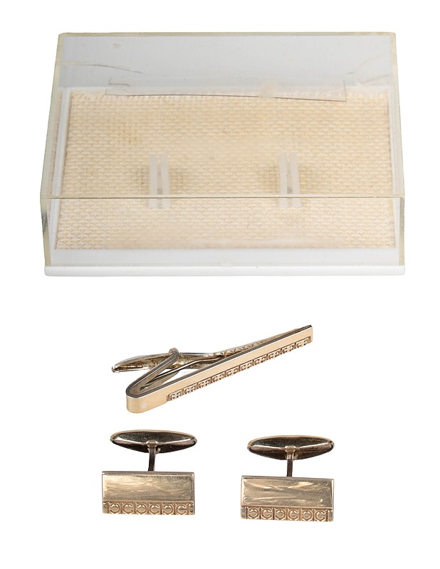 Hopeiset kalvosinnapit ja solmiopidike  - Korut - 10105528095 - 0