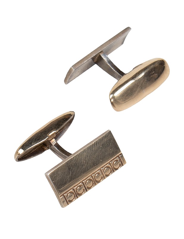 Hopeiset kalvosinnapit ja solmiopidike  - Korut - 10105528095 - 1