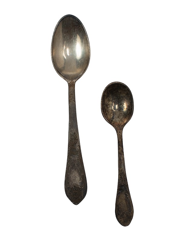 Vanhat  hopeoidut lusikat, 12 kpl - Aterimet - 10105528855 - 1