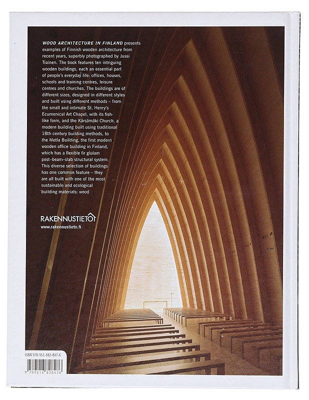 Wood architecture in Finland - Tiainen, Jussi - Tietokirjat ja oppaat - 10105530137 - 1