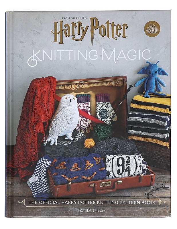 Harry Potter knitting magic / the official Harry Potter knitting pattern book - Gray, Tanis - Kirja lahjaksi - 10105530240 - 0