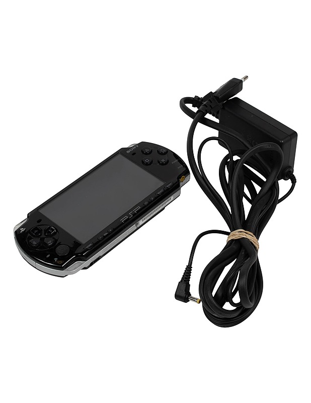 SONY PSP-2004 -kannettava käsikonsoli ja laturi  - Konsolit ja konsolipelit - 10105530426 - 0