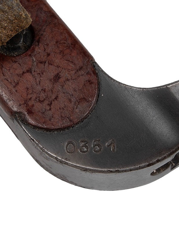 AK 47 pistin - Muut sisustustavarat - 10105530541 - 2
