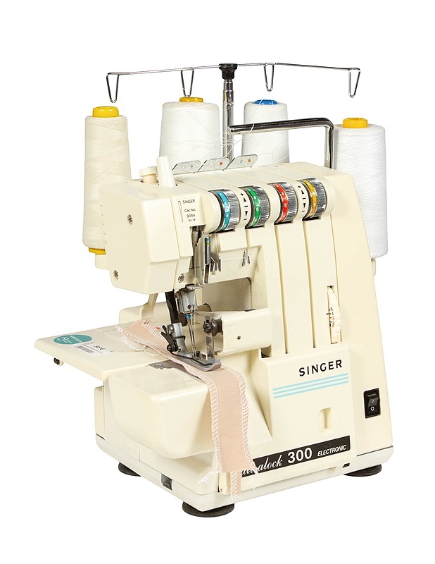 SINGER Electronic/Ultralock-300 -ompelukone  - Kodinkoneet - 10105531036 - 1