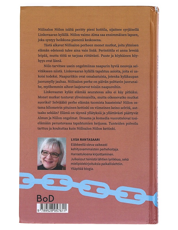 Niilisalon perheen monet mutkat - Liisa Rantasaari - Romaanit ja novellit - 10105532699 - 1