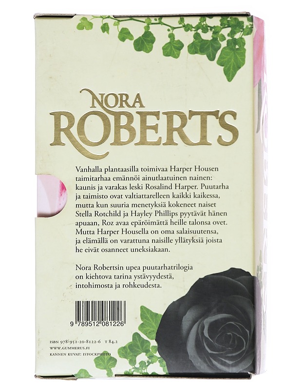 Nora Roberts puutarhatrilogia; Sininen daalia, Musta ruusu ja Punainen lilja  - Romaanit ja novellit - 10105533747 - 1