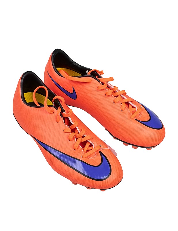 NIKE-jalkapallokengät, koko 36,5 - Muut urheiluvälineet ja vapaa-aika - 10105534928 - 0
