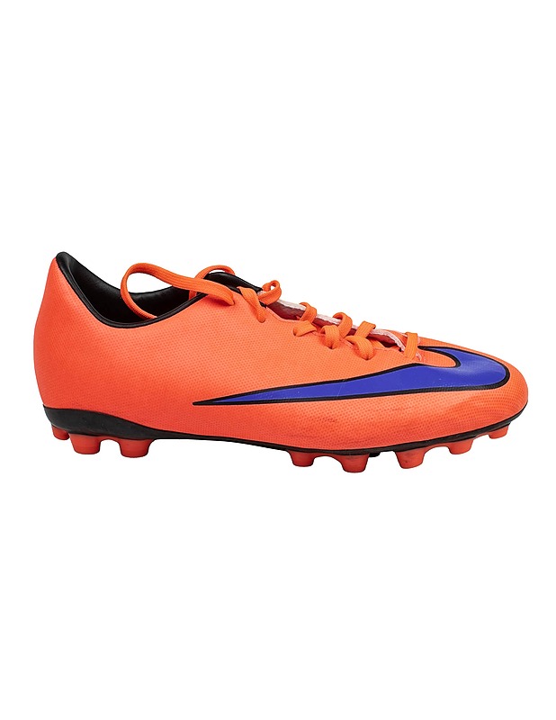 NIKE-jalkapallokengät, koko 36,5 - Muut urheiluvälineet ja vapaa-aika - 10105534928 - 1