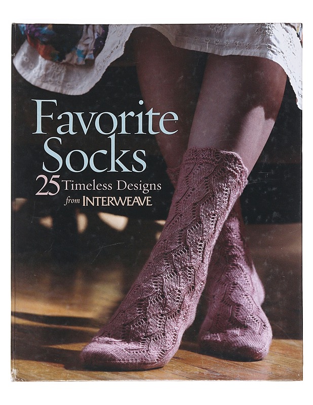 Favorite socks : 25 timeless designs from Interweave - Budd, Ann - Harrastekirjat - 10105534994 - 0
