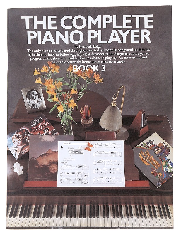 The complete piano player : Book 3 - Baker, Kenneth - Musiikki- ja elokuvakirjat - 10105538017 - 0