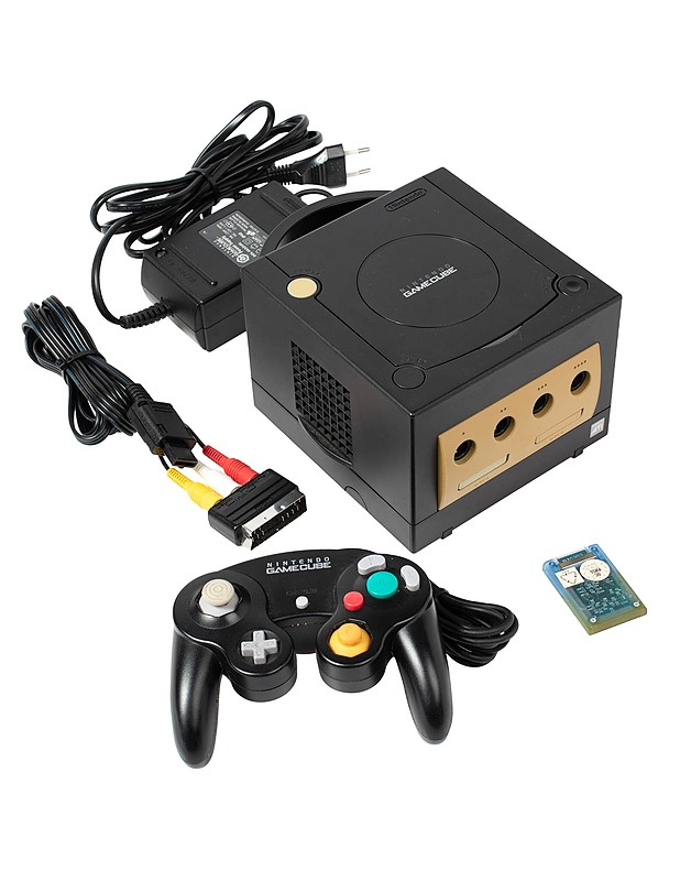 NINTENDO GAMECUBE -pelikonsoli  - Konsolit ja konsolipelit - 10105539596 - 1