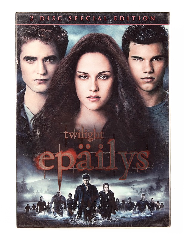 Twilight: Epäilys - DVD - DVD-elokuvat - 10105540827 - 0