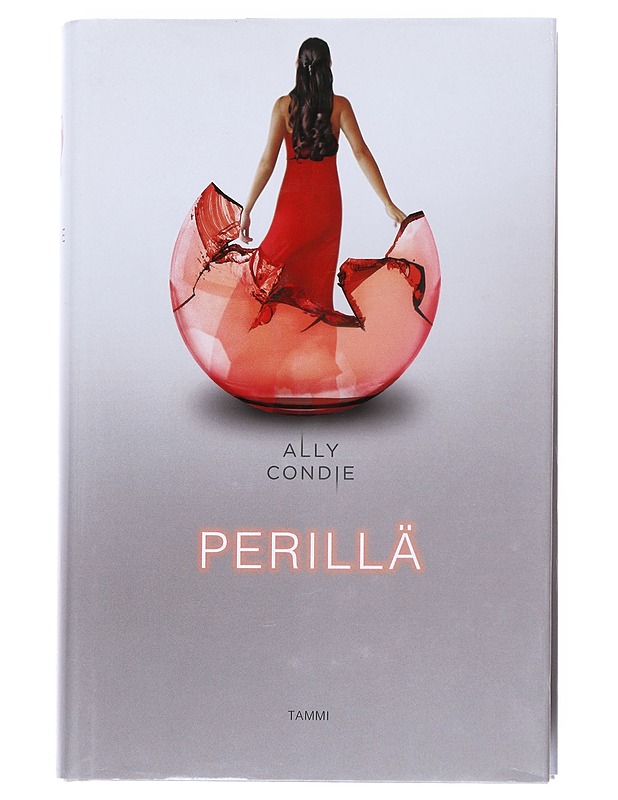 Perillä - Ally Condie - Romaanit ja novellit - 10105541234 - 0