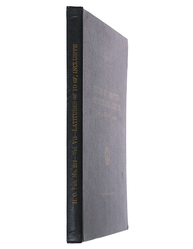 Tables of Computed Altitude and Azimuth Latitudes 60 - 69 degrees - Tietokirjat ja oppaat - 10105541896 - 1