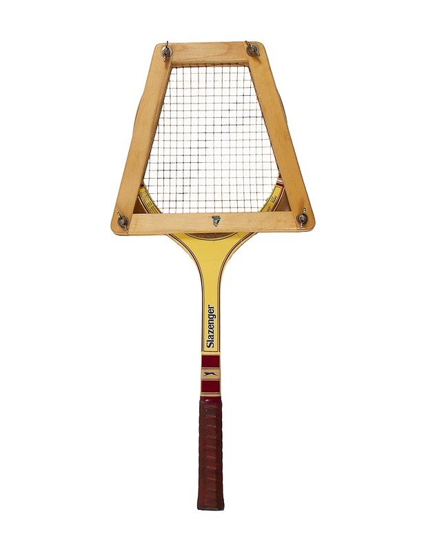 SLAZENGER vintage -tennismaila ja puristin  - Muut urheiluvälineet ja vapaa-aika - 10105542153 - 1