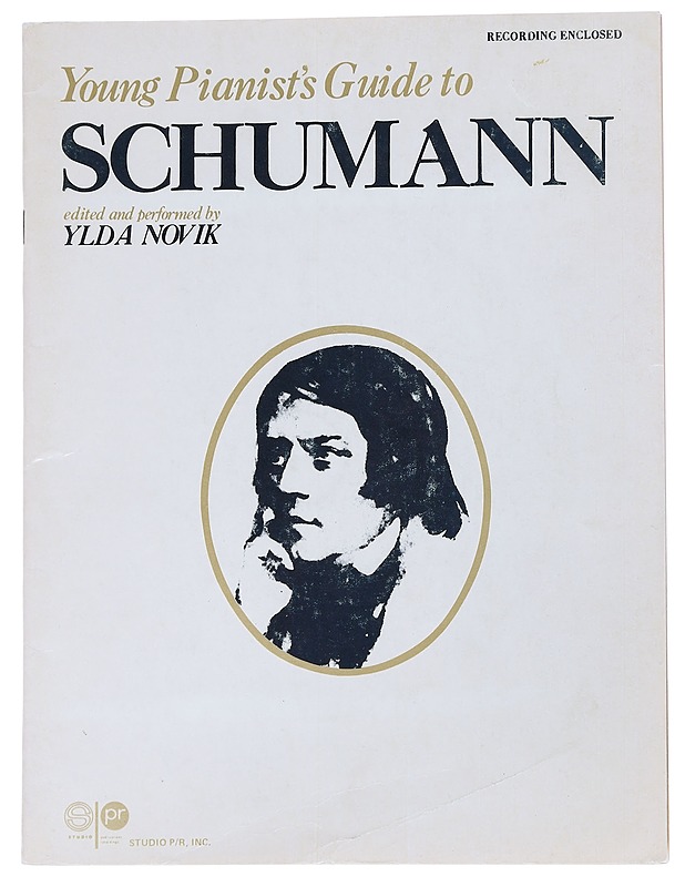 Young Pianist's guide to Schumann - Novik, Ylda - Musiikki- ja elokuvakirjat - 10105544892 - 0