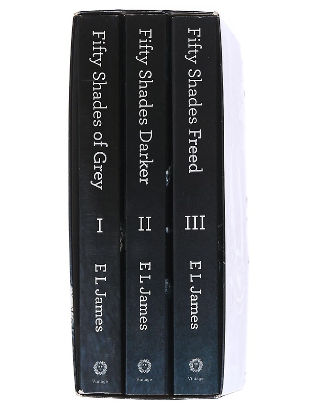 Fift Shades Triology - E. L. James - Romaanit ja novellit - 10105548013 - 2