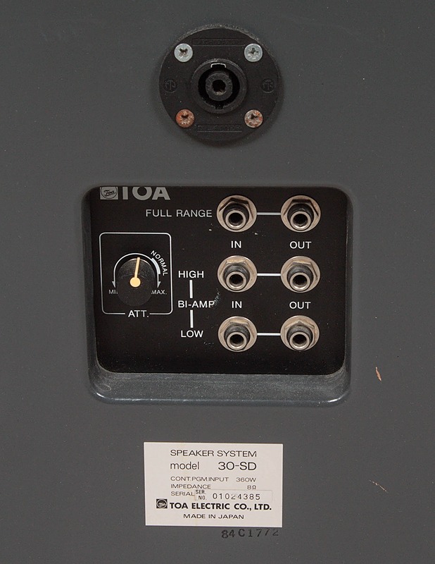 TOA SPEAKER SYSTEM 30-SD -kaiutinpari  - Audio - 10105550493 - 3