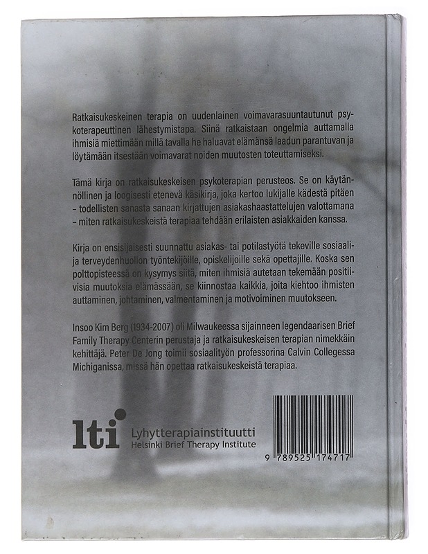 Ratkaisukeskeisen terapian oppikirja - De Jong, Peter - Tietokirjat ja oppaat - 10105558255 - 1