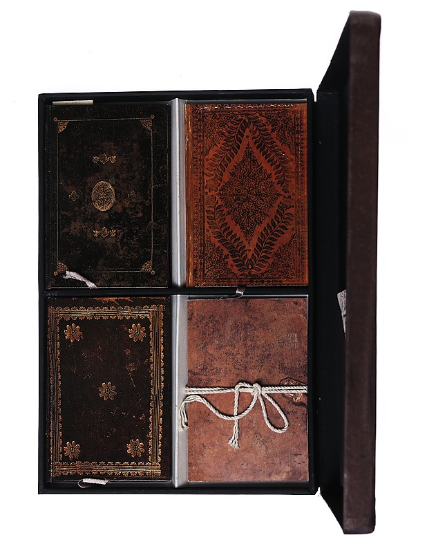 Four Haggadot - Historiakirjat - 10105559141 - 1