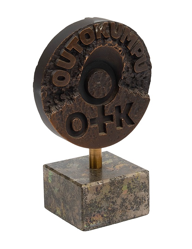 Outokumpu 75-vuotta pöytämitali - Koriste-esineet - 10105559462 - 1