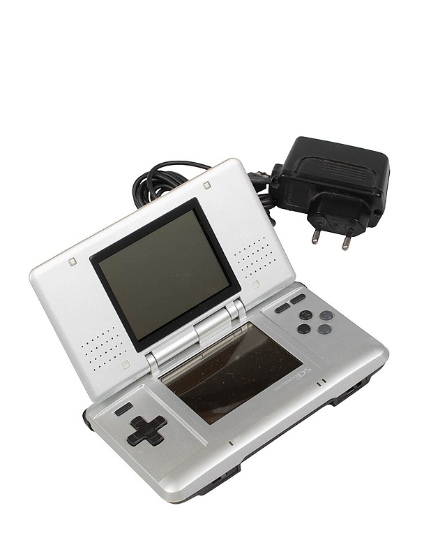 NINTENDO DS NTR-001 käsikonsoli - Konsolit ja konsolipelit - 10105563642 - 0