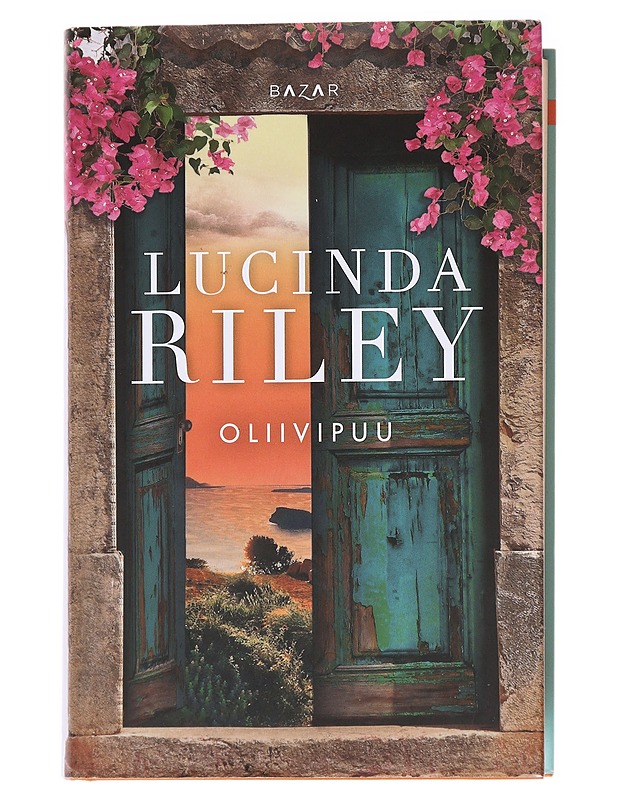 Oliivipuu - Riley, Lucinda - Romaanit ja novellit - 10105564089 - 0
